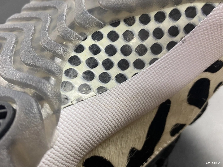 Air AR0715-010 Jordan 11 Animal Instinct 0212